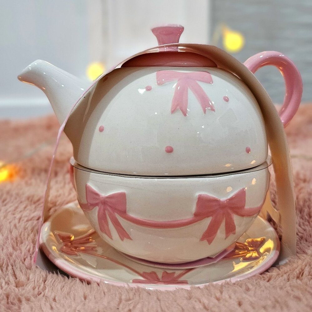 NWT Coquette Pink Bow Teapot Set for One!